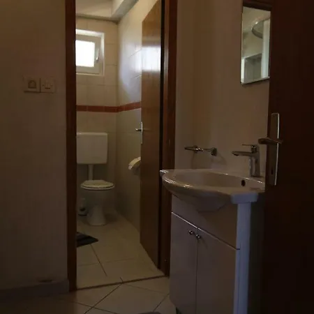 아파트 Ema 자다르